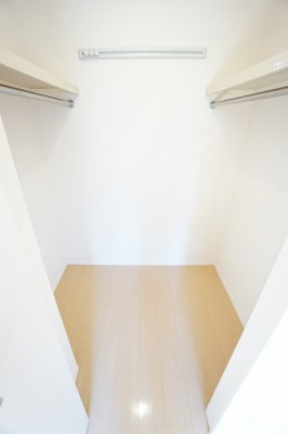 【収納】 | ハーリンガムコート都賀C | ※同物件・反転タイプの写真です。