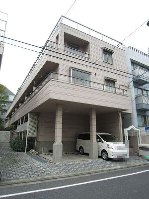コーラルガーデンの外観