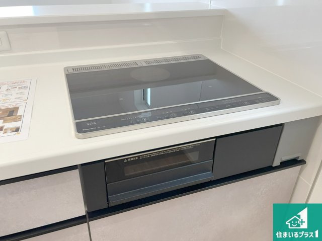 神戸市中央区神仙寺通　第3期　未入居の設備|火を使わないので、安心なＩＨコンロ！でこぼこが無い構造なので、掃除もしやすく清潔に保てます！