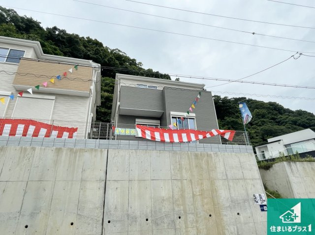 神戸市中央区神仙寺通　第3期　未入居の外観|安心の10年保証！外観を美しく保ち、雨水で汚れを落とします！気になることがありましたら、お気軽にお問い合わせください！