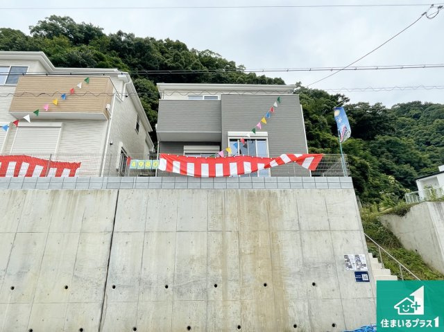 神戸市中央区神仙寺通　第3期　未入居の外観|安心の10年保証！外観を美しく保ち、雨水で汚れを落とします！気になることがありましたら、お気軽にお問い合わせください！