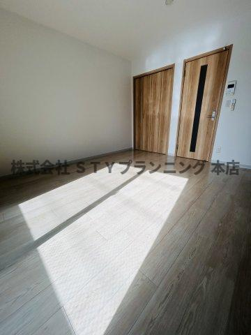 仲介手数料０円！Casa　Avenue　Kariyaの居間・リビング