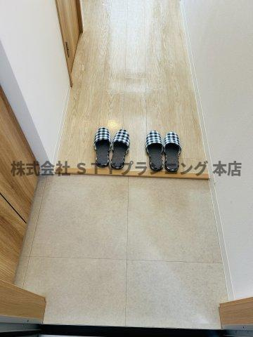 仲介手数料０円！Casa　Avenue　Kariyaの玄関