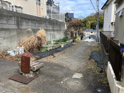 【前面道路含む現地写真】 | 仮称　白鳥四丁目戸建て