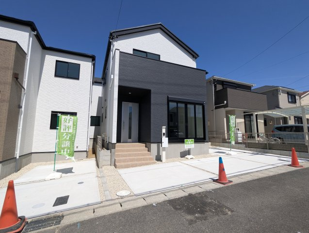 守山区上志段味5期　全4棟の外観