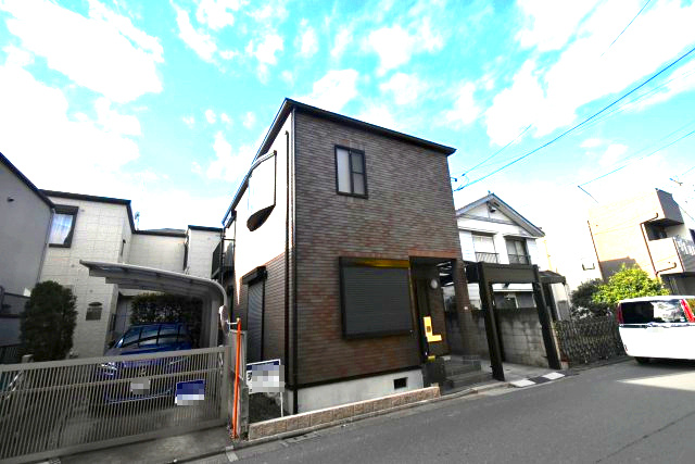 下高井戸3丁目・中古戸建の前面道路含む現地写真