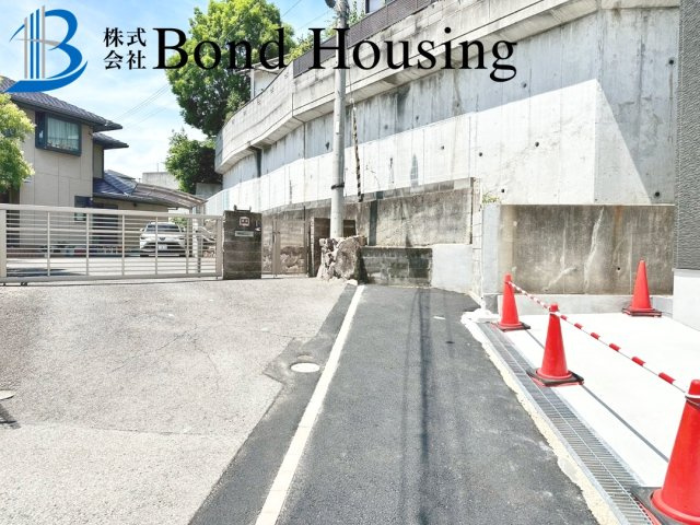 「性能評価取得」「明石駅12分」太寺 限定1棟の前面道路含む現地写真