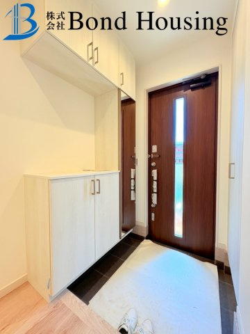 「性能評価取得」「明石駅12分」太寺 限定1棟の玄関