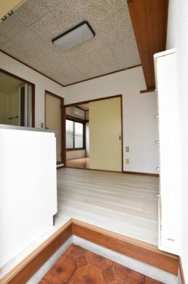 【玄関】 | コーポイズミ | シューズボックス付き
