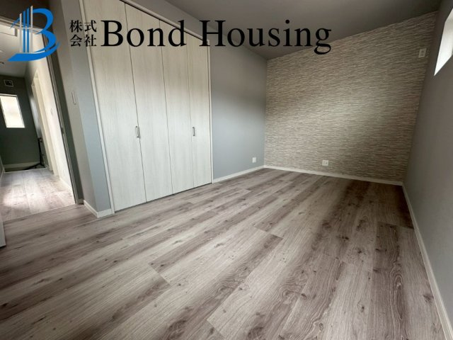 駐車２台　食洗機付き　大久保町大窪　新築戸建の洋室