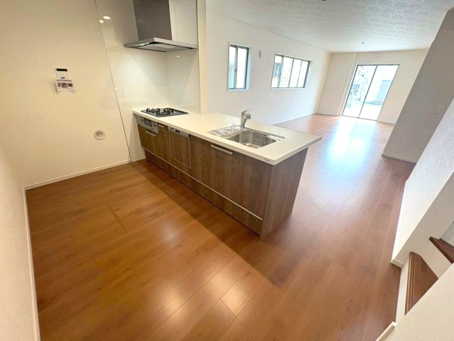 三木市緑が丘町本町１丁目　3号棟のキッチン
