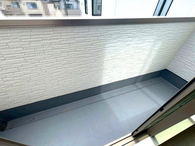 三木市緑が丘町本町１丁目　2号棟のバルコニー