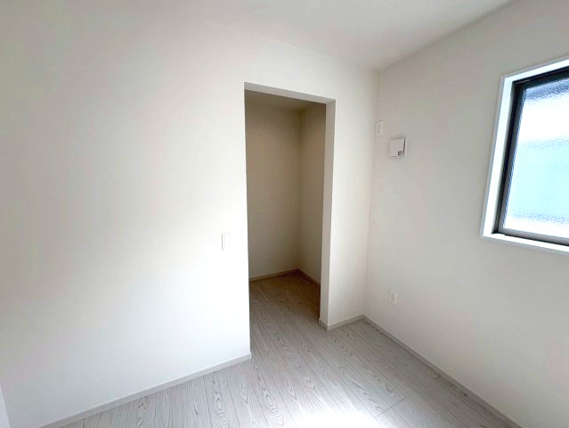 三木市緑が丘町本町１丁目　2号棟の内装