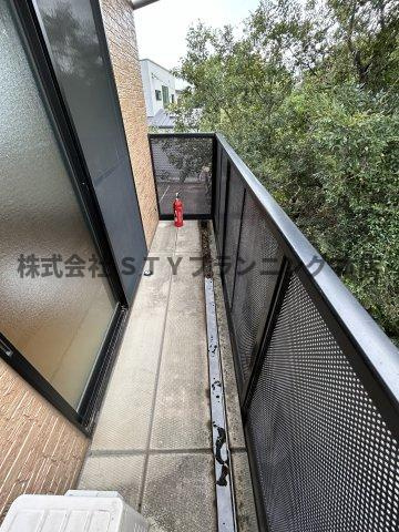 仲介手数料０円！アンプルール リーブル SoleadoⅡのバルコニー