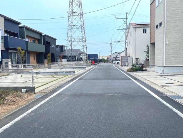 戸建　本巣郡北方町高屋Ⅲ　全4区画分譲の前面道路含む現地写真|■前面道路　■ヤマダ不動産　株式会社リライフ　大垣店　■夢のマイホーム購入をフルサポートします！
