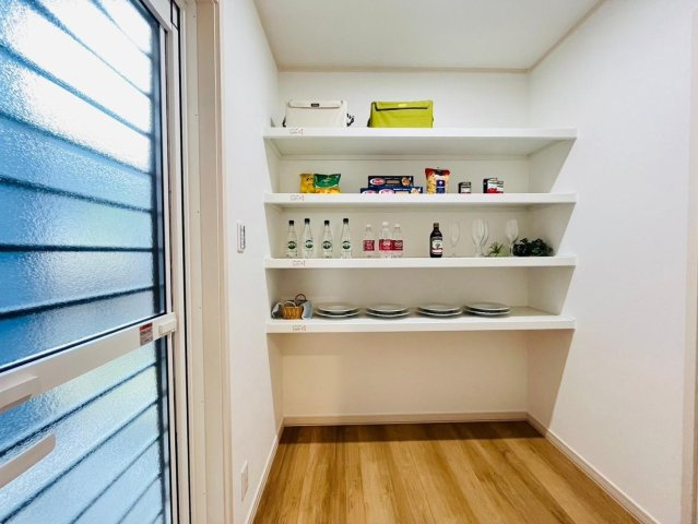 戸建　本巣郡北方町高屋Ⅲ　全4区画分譲の収納|パントリーでストック食材等もすっきり収納