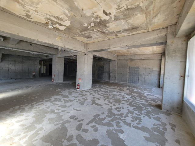 第八露木ビルの内装