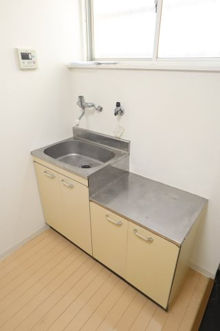 大阪市都島区中野町５丁目の賃貸マンションのキッチン