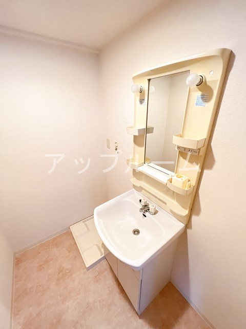 ベルフラワーASの洗面所