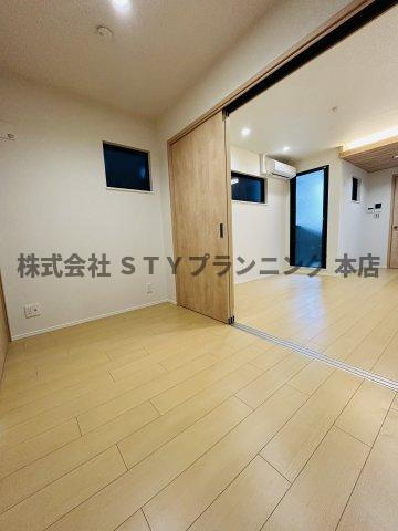 仲介手数料０円！ジュエル刈谷広小路の洋室