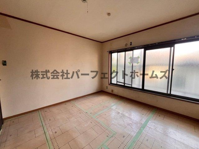 藤阪元町戸建　賃貸の寝室|落ち着いて過ごせるお部屋なので、寝室にいかがでしょうか