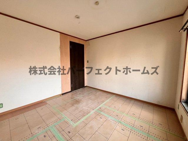 藤阪元町戸建　賃貸の洋室|使い勝手のいい洋室です