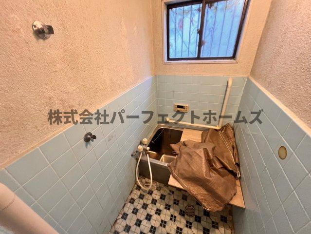 藤阪元町戸建　賃貸の浴室|ゆったり過ごせるお風呂です