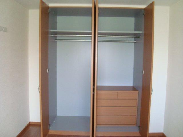 リバーサイドコスモスⅡの収納|クローゼット