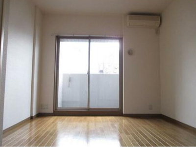 【洋室】 | メゾン・ド・ヴィレ千葉中央