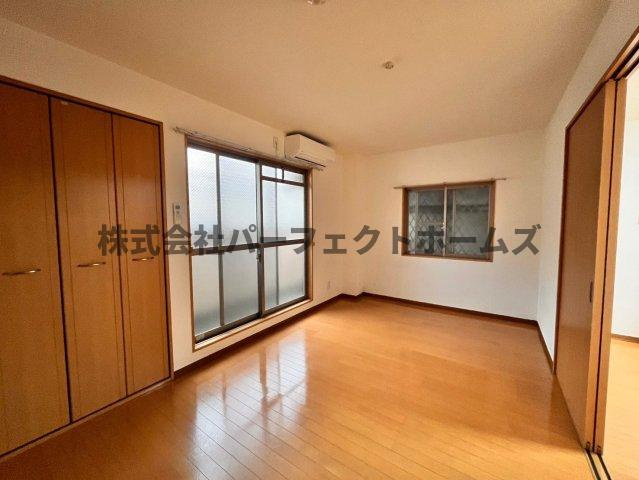 コートアルバⅡの洋室|広々とした洋室です