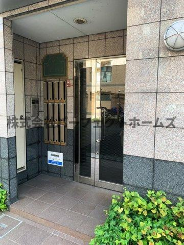 コートアルバⅡのエントランス|建物の内部です