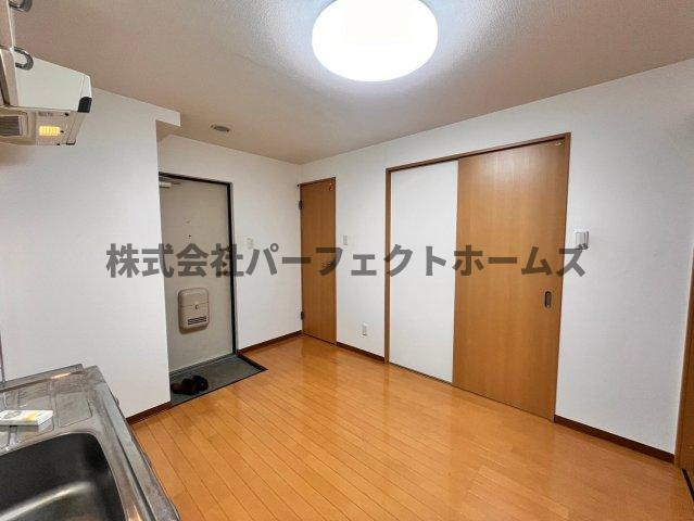 コートアルバⅡの居間・リビング|居間です