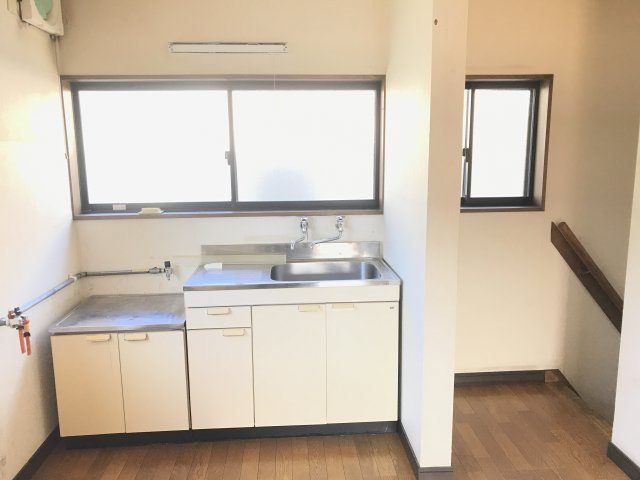 『北鴻巣駅』西口5分。元居酒屋の居抜き物件（店舗付住宅）のキッチン