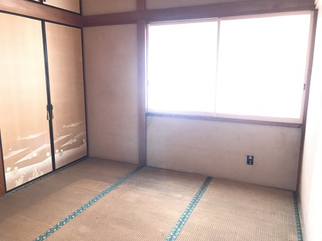 『北鴻巣駅』西口5分。元居酒屋の居抜き物件（店舗付住宅）の和室