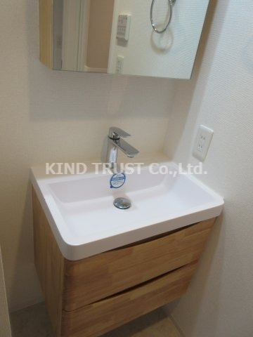 HS梅田EASTの洗面所|広い洗面スペース