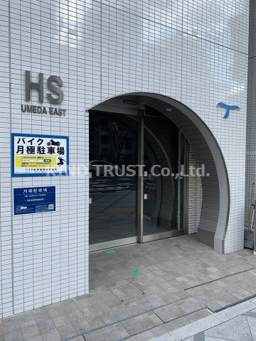 HS梅田EASTのエントランス|清潔なエントランスです