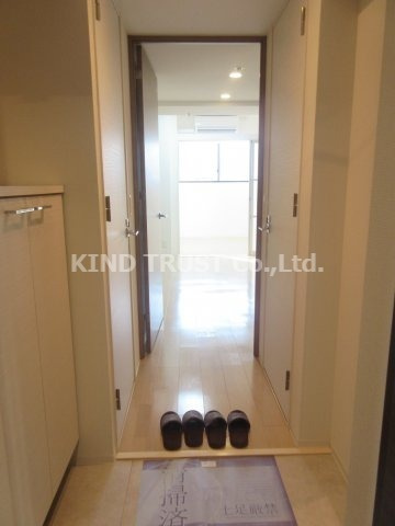 HS梅田EASTの玄関|収納もある玄関です