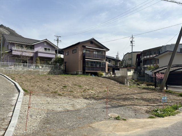 土地　長野市新諏訪一丁目の外観