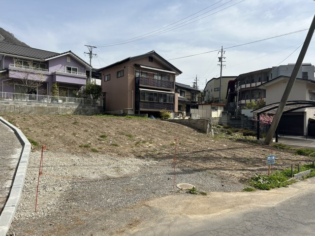 土地　長野市新諏訪一丁目の外観