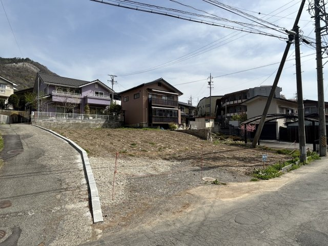 土地　長野市新諏訪一丁目の外観
