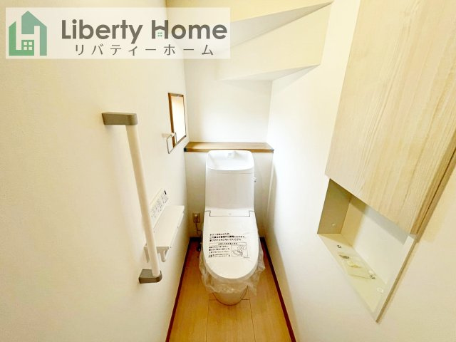 土浦市荒川沖第1期　2号棟　新築戸建のトイレ