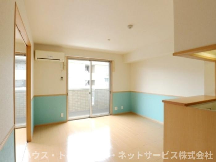 グランドソレイユ　Ｂ棟の居間・リビング