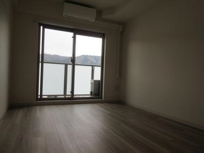 ベラジオ京都一乗寺の居間・リビング|洋室