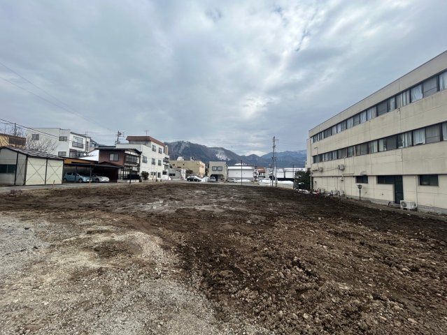 土地　中野市中央一丁目の外観