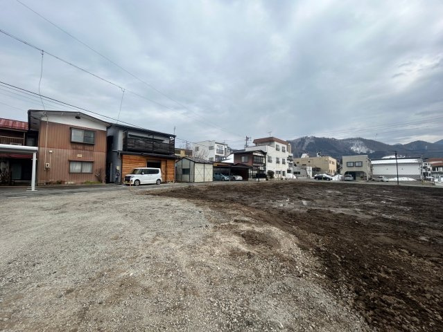 土地　中野市中央一丁目の外観