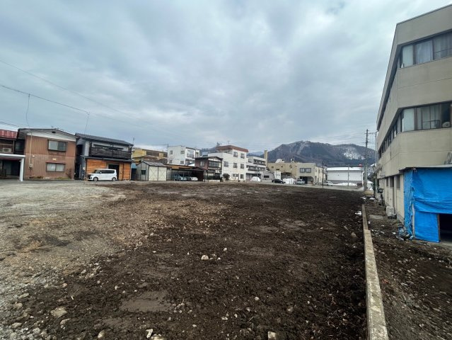 土地　中野市中央一丁目の外観