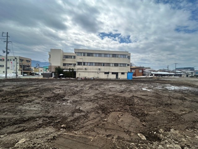 土地　中野市中央一丁目の外観
