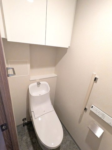 PROUD FLAT浅草トレサージュのトイレ