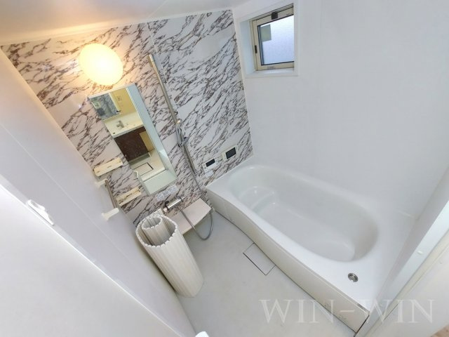 ボヌール Ⅲの浴室