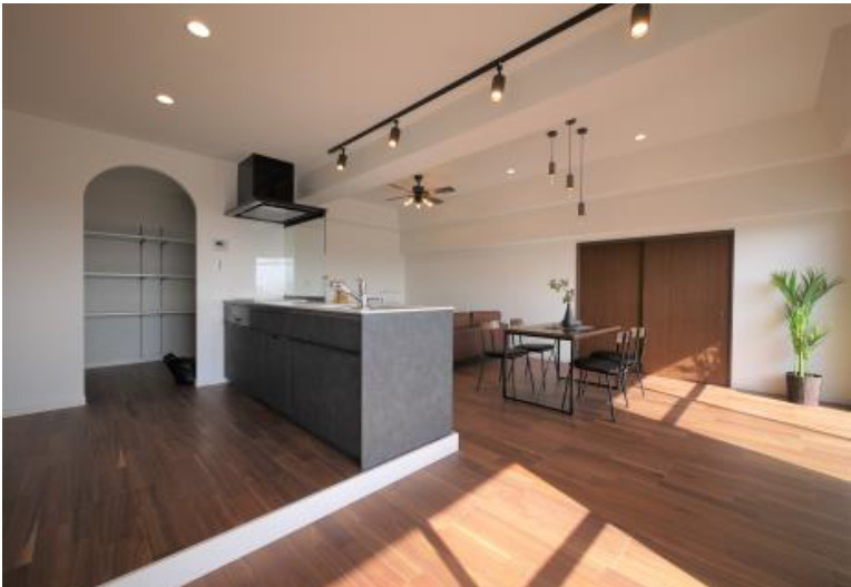 仲介手数料無料ビブレマンション健軍東603号【山ノ内小・錦ヶ丘中】の居間・リビング